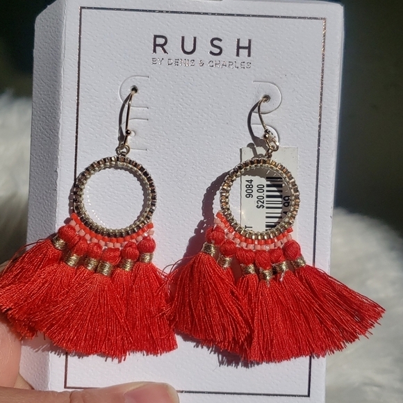 RUSH by Denis & Charles Tassel red earrings - Picture 4 of 4